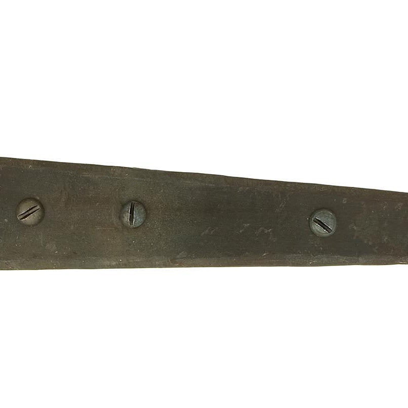 From The Anvil's Beeswax Penny End T Hinge (pair)