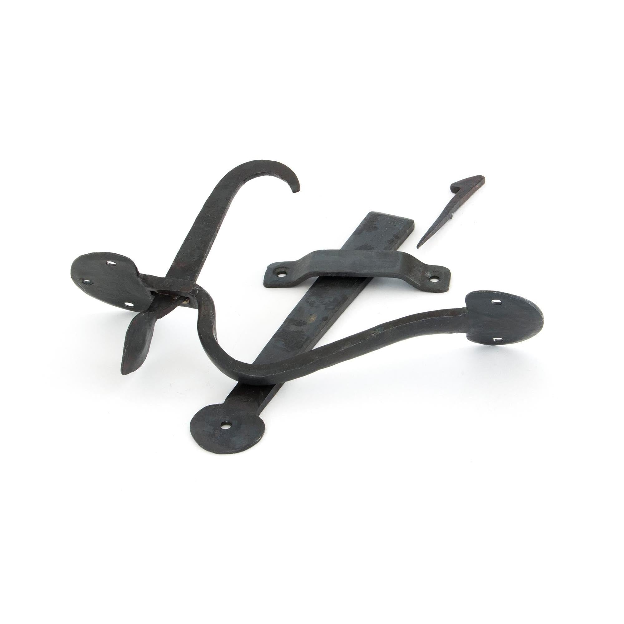 From The Anvil's Beeswax Bean Thumblatch