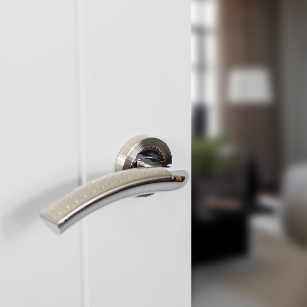 Mediterranean Monaco Lever Door Handle on Round Rose - Satin Nickel/