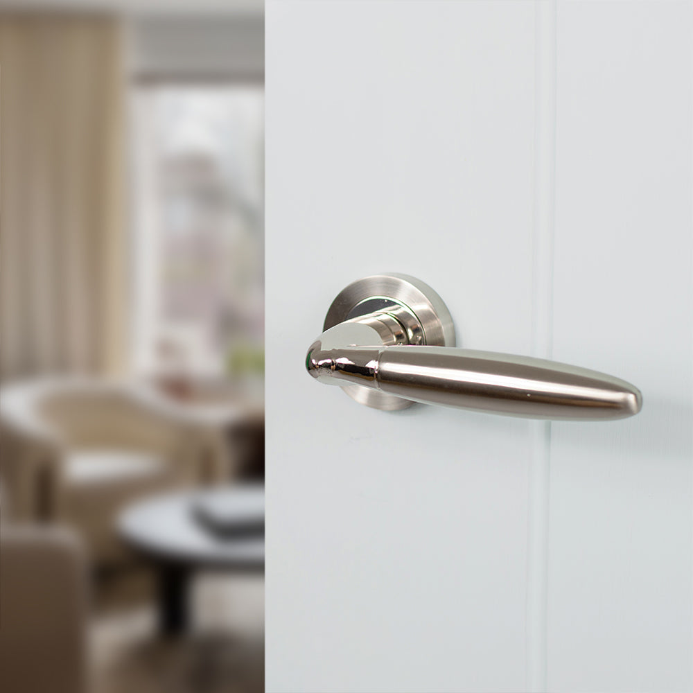 Mediterranean Gibraltar Lever Door Handle on Round Rose - Satin Nickel/