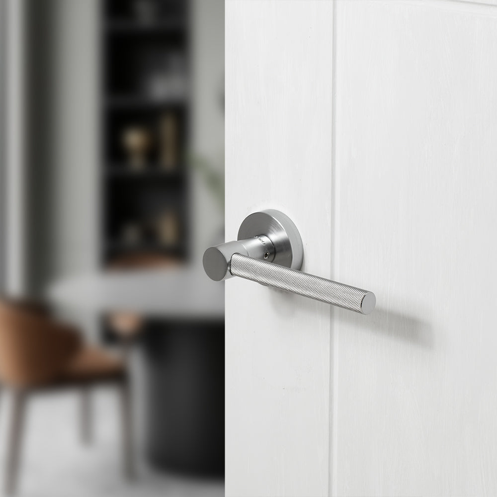 Oro & Oro Stradi Lever Door Handle on Round Rose