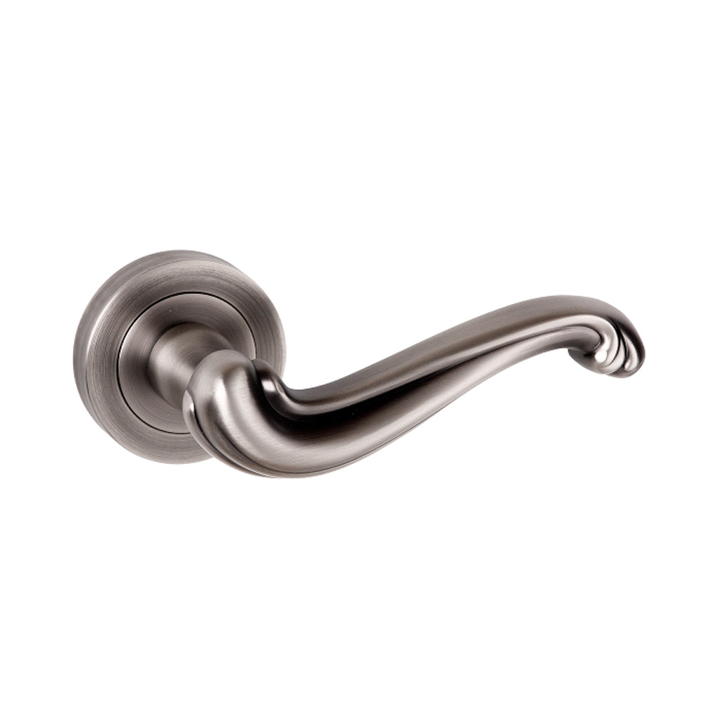 Old English Colchester Lever Door Handle on Round Rose - Matt Gun Metal