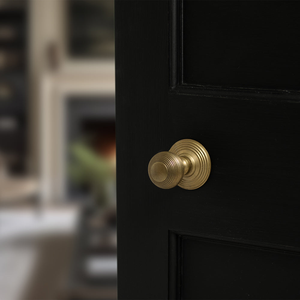 Old English Ripon Solid Brass Reeded Mortice Knob on Concealed Fix Rose