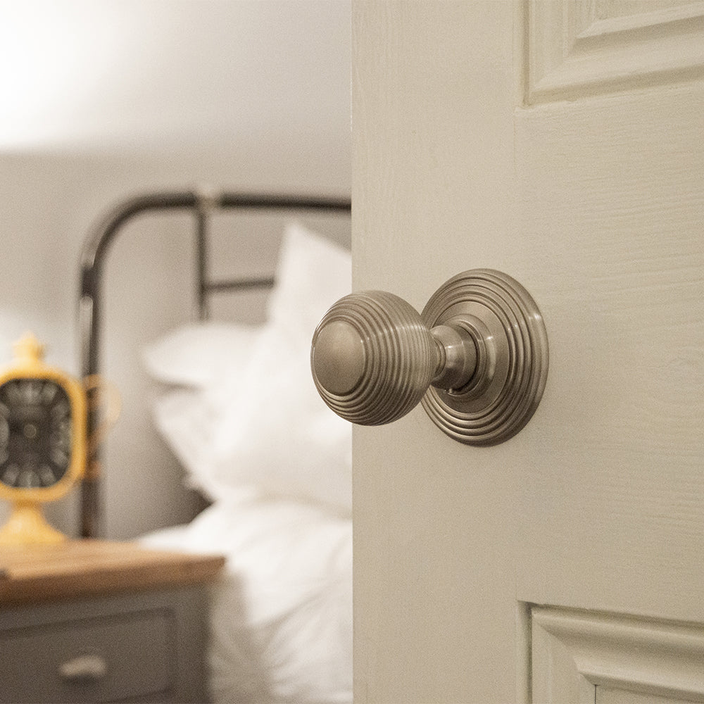 Old English Ripon Solid Brass Reeded Mortice Knob on Concealed Fix Rose