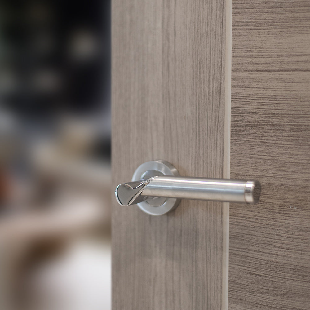 STATUS Hawaii Lever Door Handle on Round Rose - Satin Chrome/