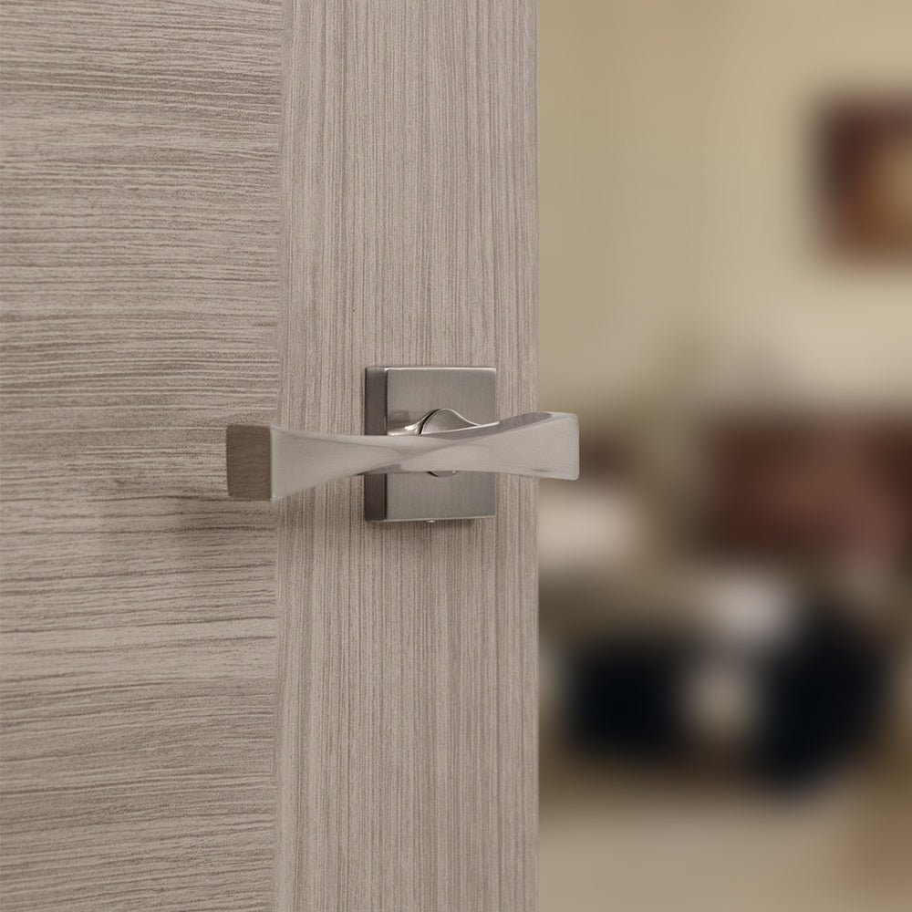Senza Pari Guido Lever Door Handle on Flush Square Rose