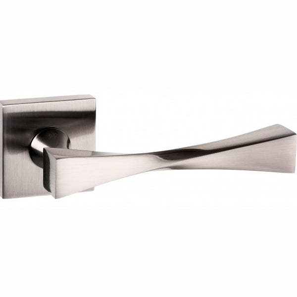Senza Pari Guido Lever Door Handle on Flush Square Rose - Satin Nickel