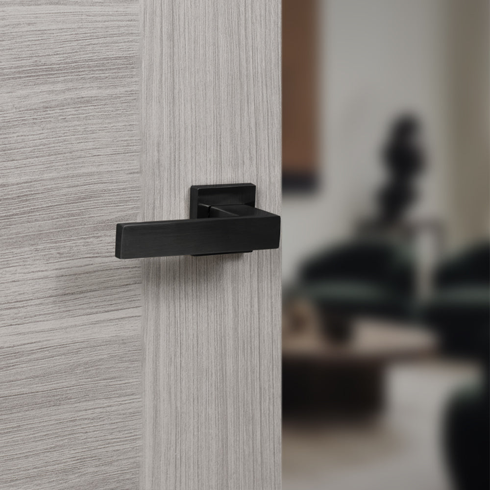 Senza Pari Panetti Lever Door Handle on Flush Square Rose