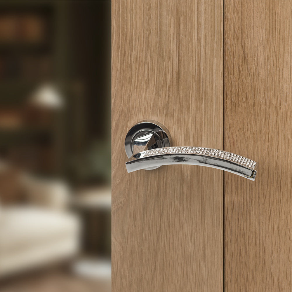 Senza Pari Crystal Lever Door Handle on Round Rose