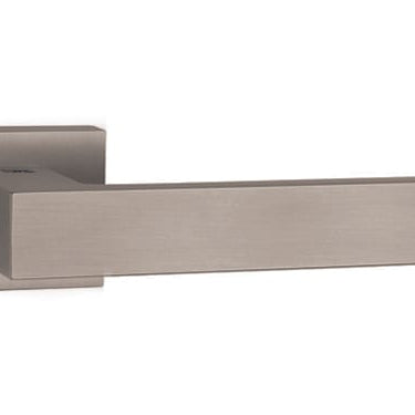 Tupai Rapido RetaLine Rillo Lever Door Handle on Long Rose - Pearl Nickel