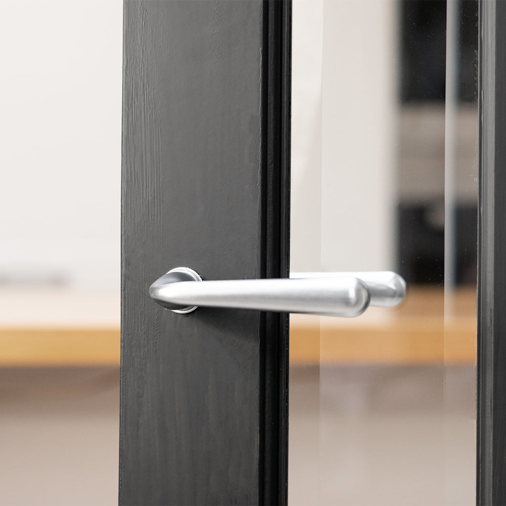 Tupai Rapido CurvaLine Adra Lever Door Handle on Concealed Round Rose