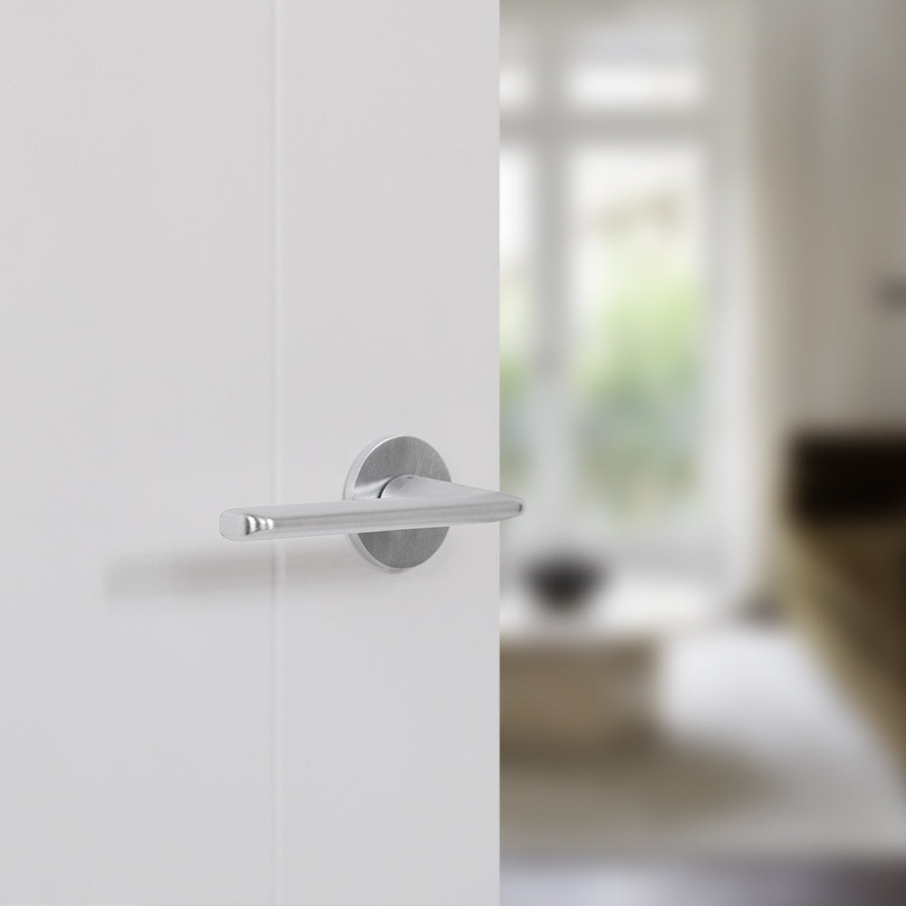 Tupai Rapido 5S Line Tavira Lever Door Handle on 5mm Slimline Round Rose