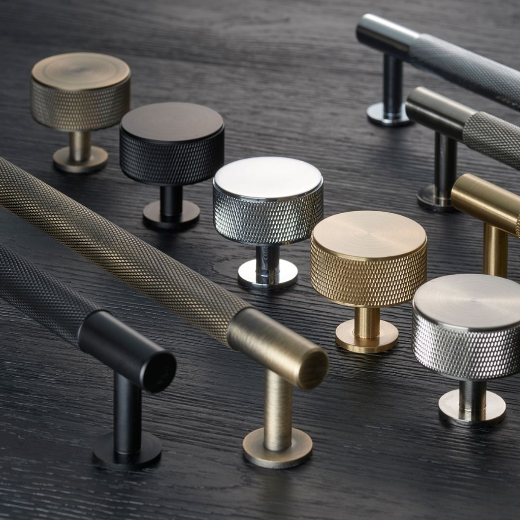 Express Cabinet Hardware