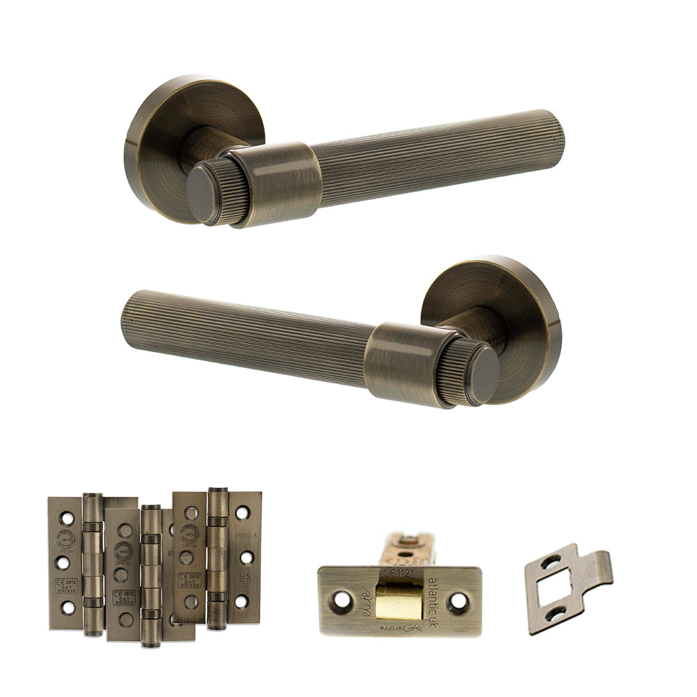 Senza Pari Fasana Door Handle Pack in Antique Brass