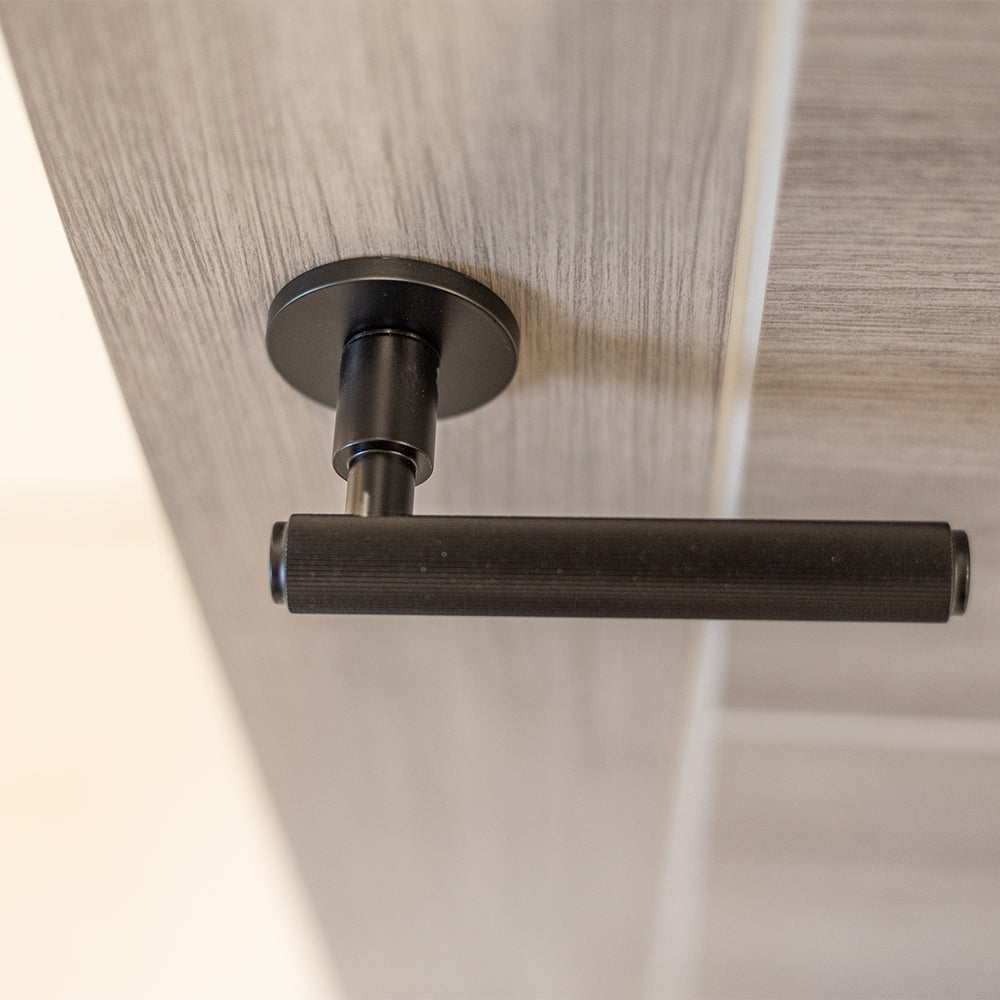 Millhouse Brass Stephenson Knurled Lever Door Handle on 5mm Slimline Round Rose