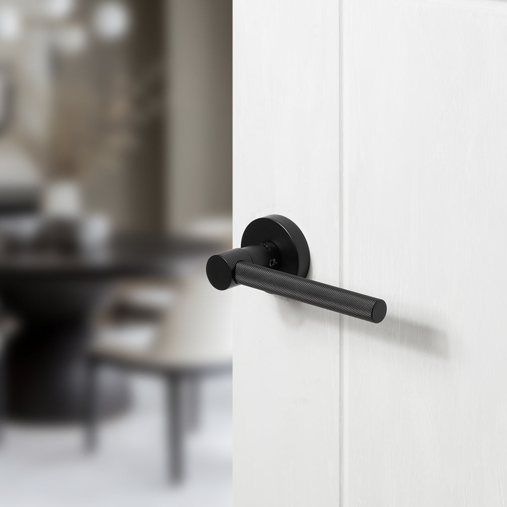 Oro & Oro Stradi Lever Door Handle on Round Rose