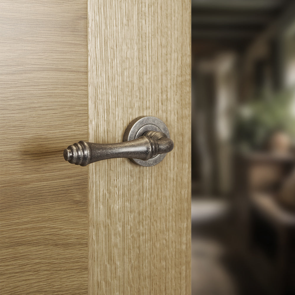 Old English Durham Lever Door Handle on Round Rose