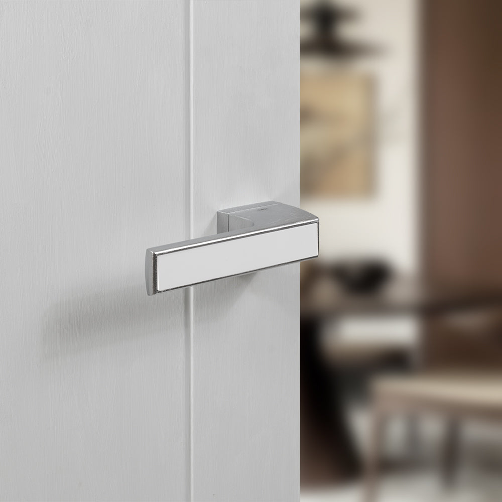 Tupai Rapido VersaLine Tobar Lever Door Handle on Long Rose - White Decorative Plate
